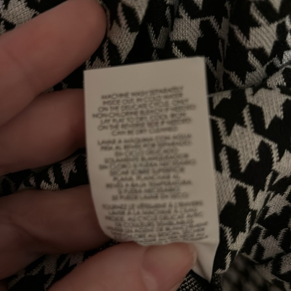 CAbi Houndstooth Open Front jacket - Black and White - Picture 9 of 9